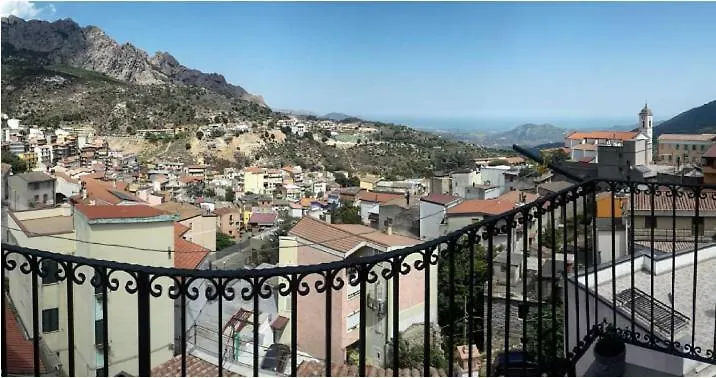 Bed & Breakfast B&B Aria Ona Villagrande Strisaili